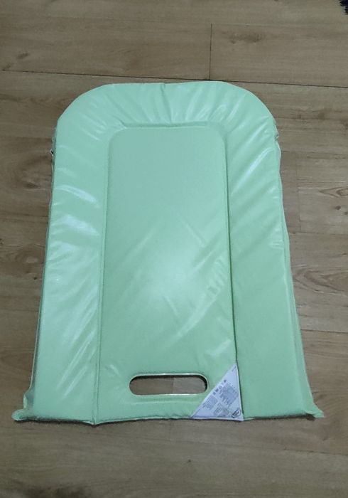 Muda-fraldas portátil + capa tecido turco