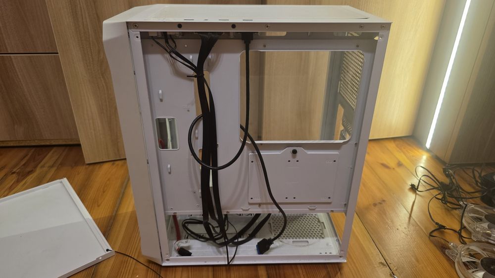 LOGIC CONCEPT Obudowa Komputerowa Logic