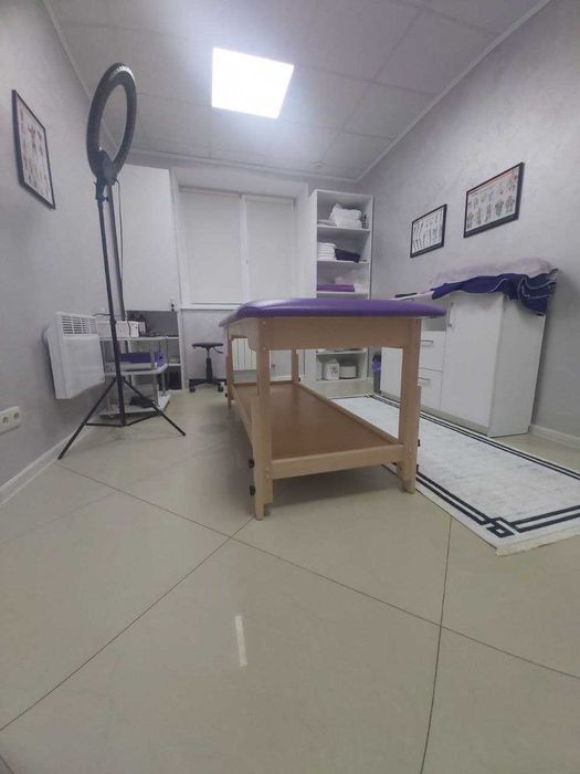 Кушетка для масажу, фіолетова