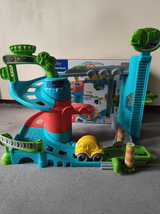 Zabawny garaż Clementoni