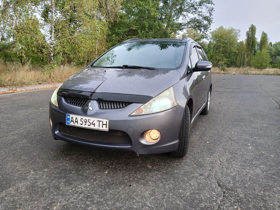 Продам авто Mitsubishi Grandis