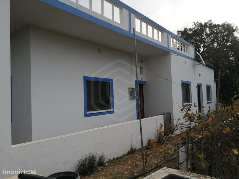 Moradia isolada no interior algarvio, Loulé, Algarve