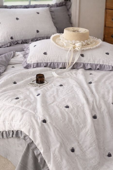 Новинка 2026! Постільна натуральна білизна  з ковдрою у комплекті