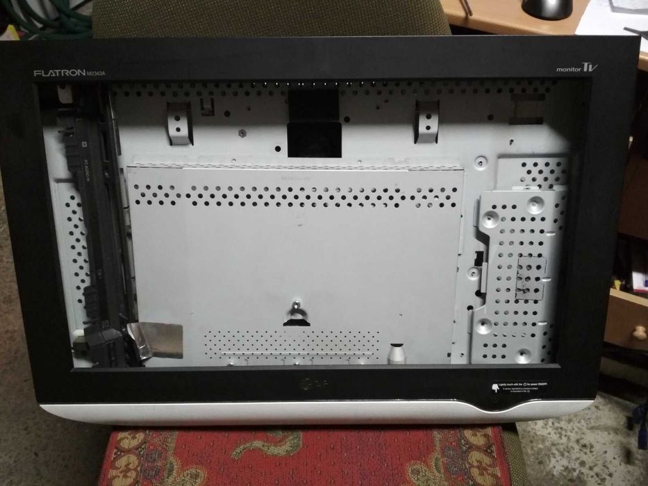 Корпус LG M2343A-BZ