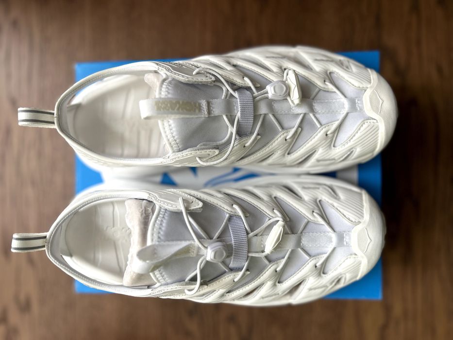 Кросівки Hoka Hopara