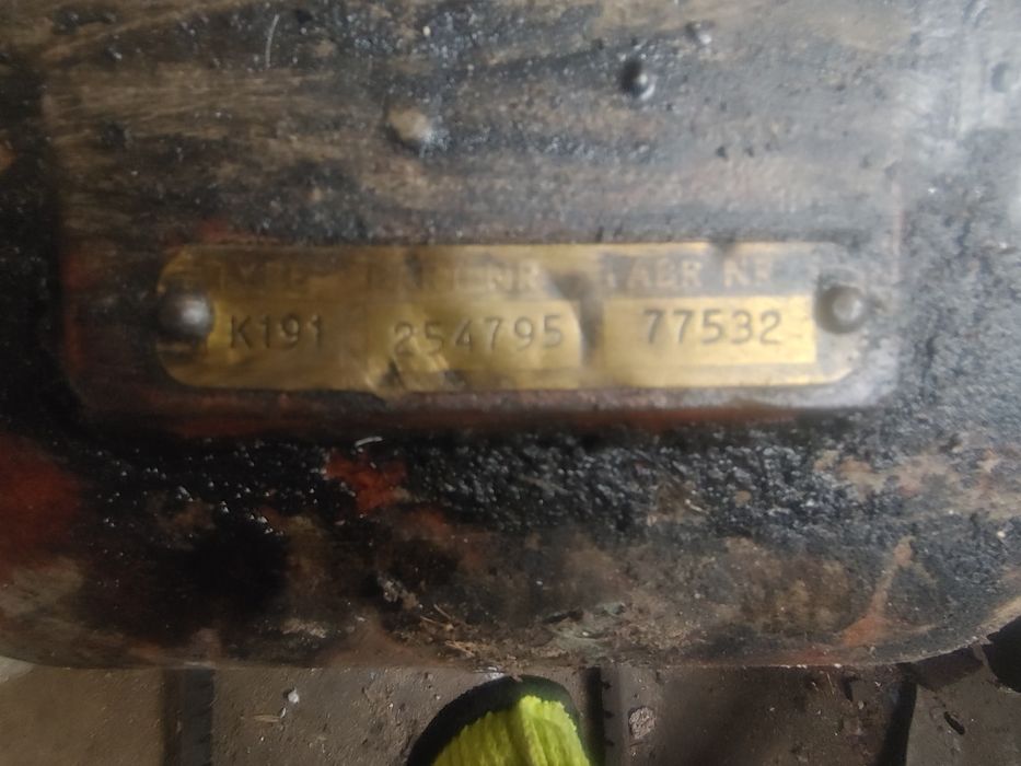 Продам коробку в з вижимним VOLVO