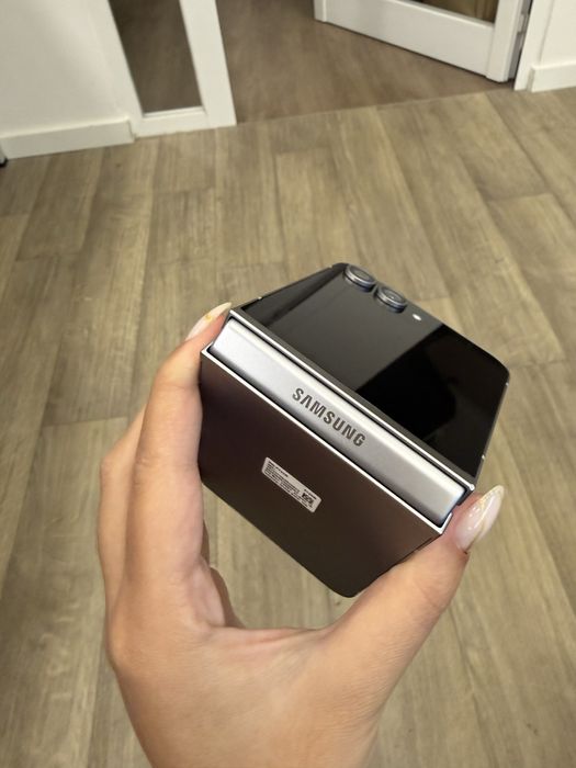 Samsung z flip6 512gb silver shadow