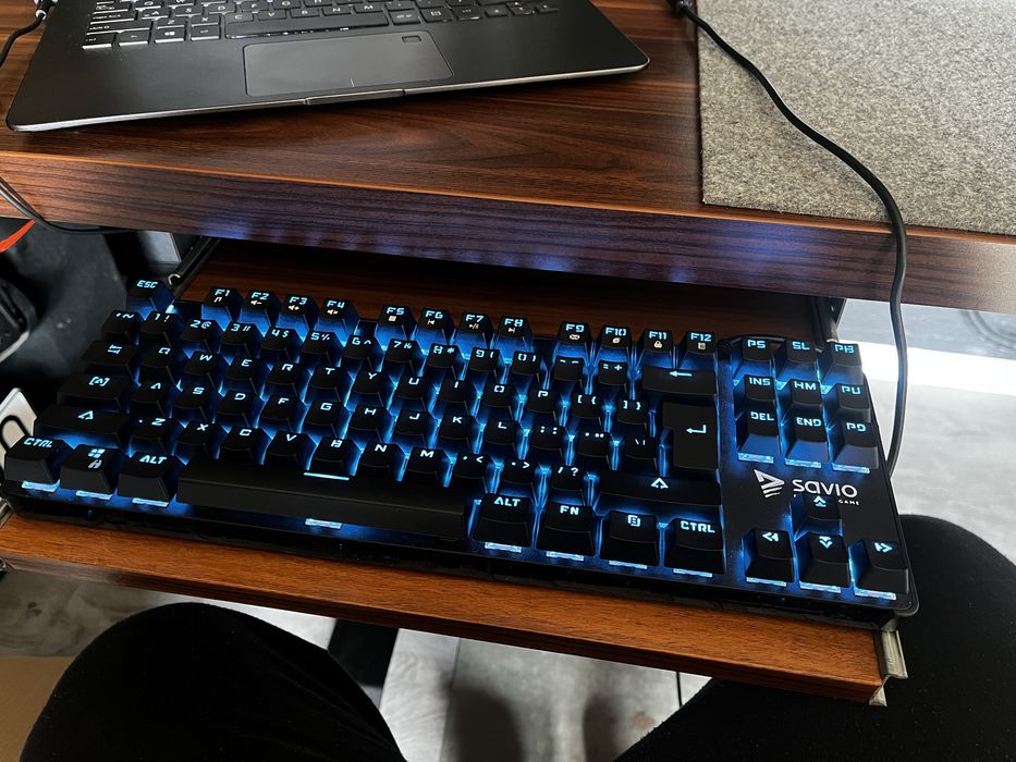 Klawiatura mechaniczna  podsiwietlana