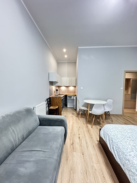 Centrum. PKP 4 min. Centralne Ogrz