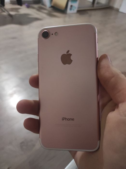 Продам Iphone 7 32gb
