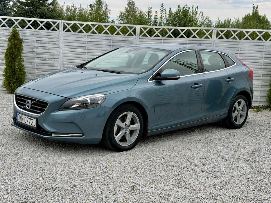 Volvo V40 2012 R, 1.6 D2, 115 KM, Manual 6, Xenon, Virtual, Kamera, Stan BDB