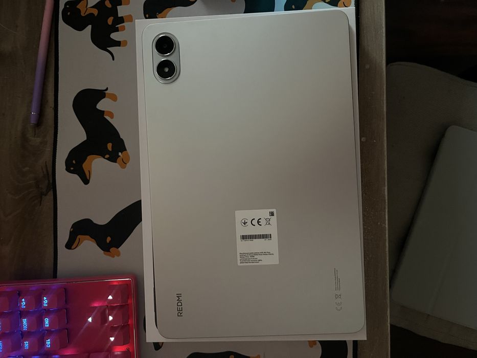 Xiaomi Redmi Pad 2 Pro 12.1” 8/256 GB Wi-Fi Srebrny + etui i rysik