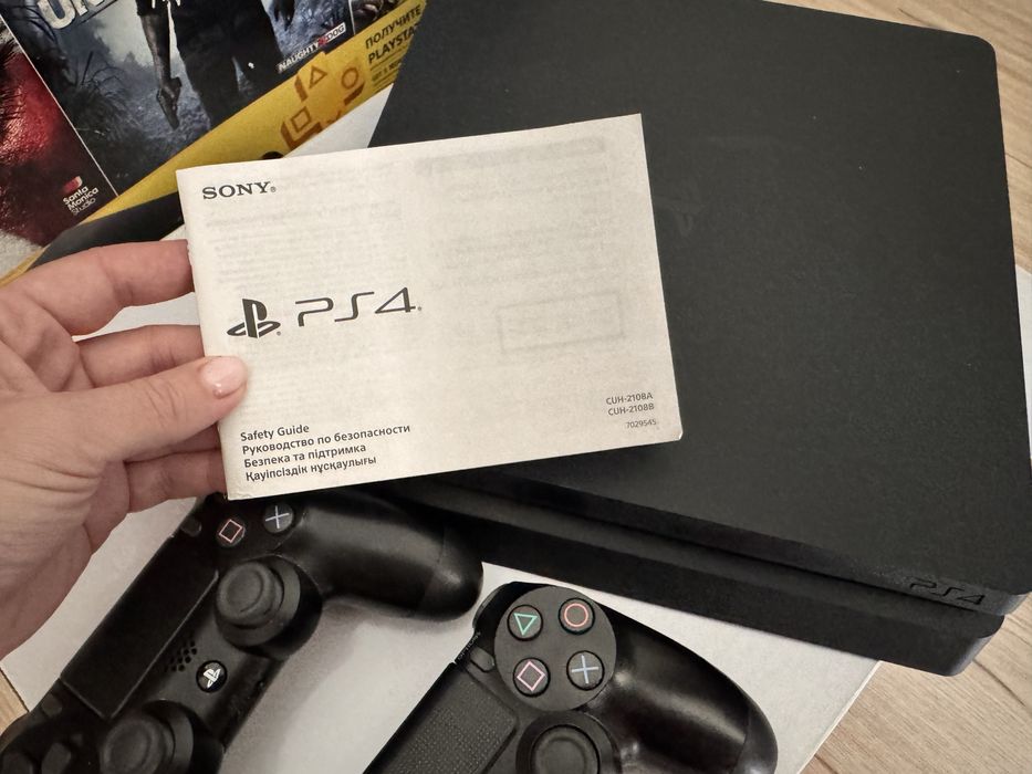 PS4 ігрова консоль Slim 500GB