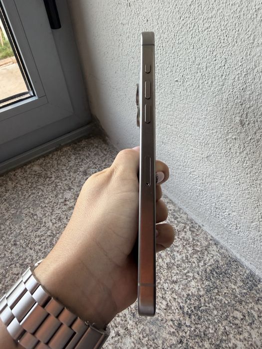 Iphone 15 pro max 256 gb 84 % bateria como novo