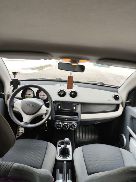 Smart Forfour 1.1 75cv  Económico — photo 4