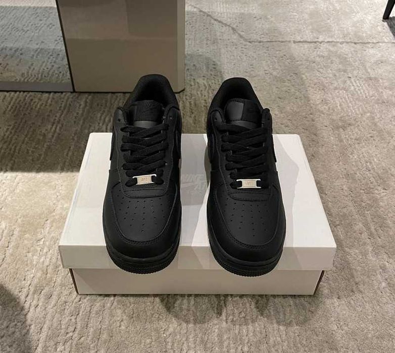 Nike_ Air_Force_1_Low_07_Black Rozmiar 38
