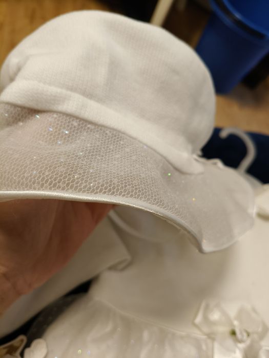 Ubranko na chrzest roczek nowe z metką dla dziewczynki roz 80