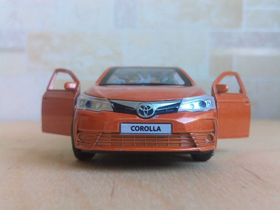 Автомодель Технопарк Toyota Corolla Масштаб 1:32