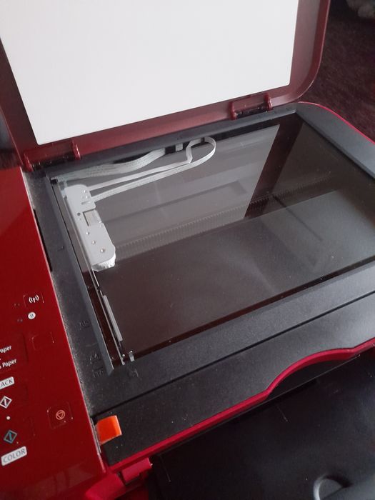 Impressora Canon MG3650 vermelha com erro ainda nao corrigido64586420740099123