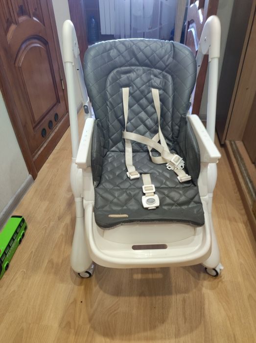 Стільчик для годування CARRELLO Caramel