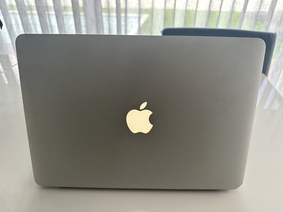 Macbook air 13 core i5 2012 com SSD