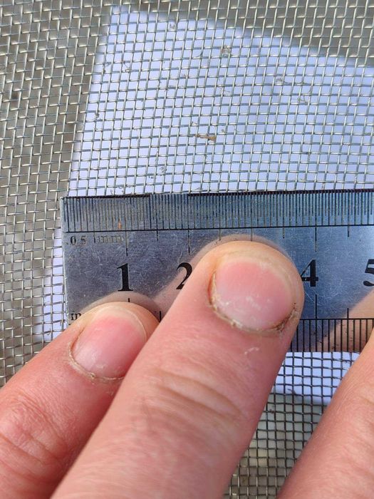 Продаю для пайки бампера сеточку