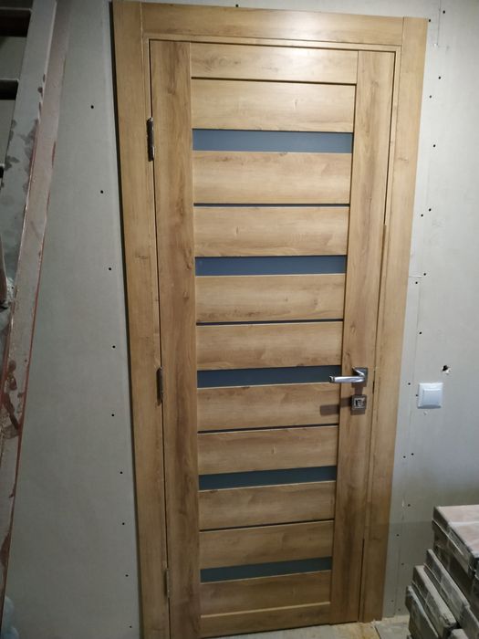 Установка межкомнатной дверей и укладка ламината, паркетной доски ...