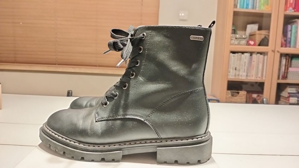 Trapery dziewczynka stan idealny Esprit 34