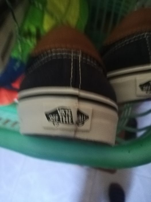 Ténis Vans 44 usados 2 vezes em bom estado