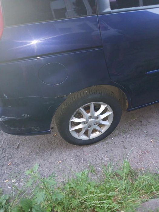 Mazda 5 benzyna  +gaz