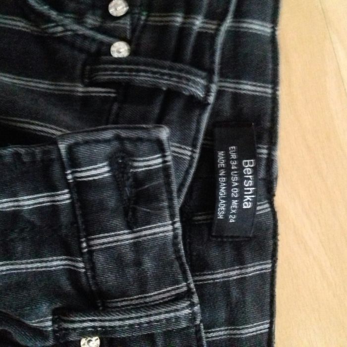 Spodnie Bershka  w paski