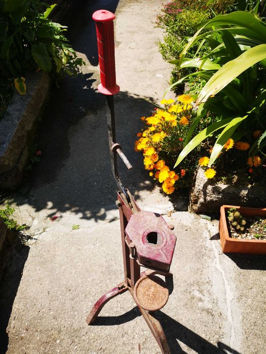 Máquina de engarrafar manual