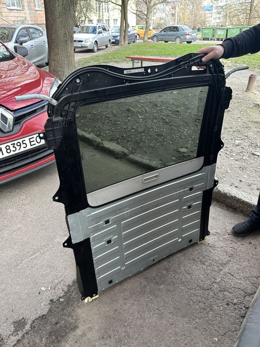 Продам люк Mercedes w221