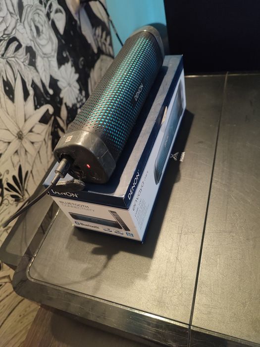 Głośnik Bluetooth Denon Envaya Mini DSB-100 + Ładowarka Microsoft + Box