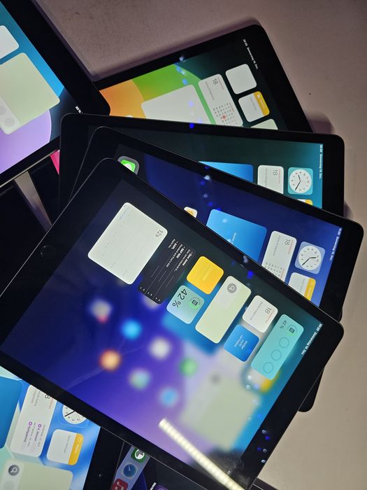 Ipad 9 64gb,  ipad 8 128gb