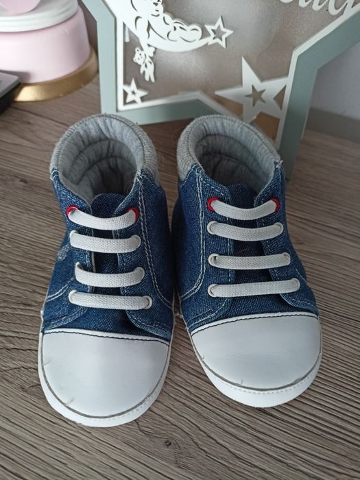 Buty niechodki rozmiar 19