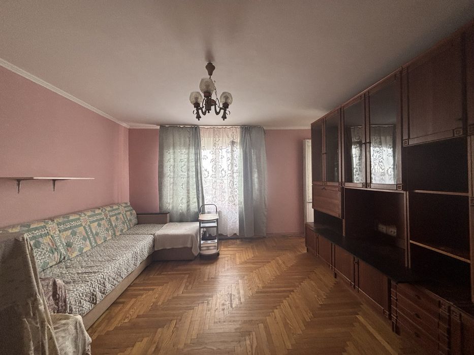 продаж 3кімнатноі квартири чешка Дрогобич