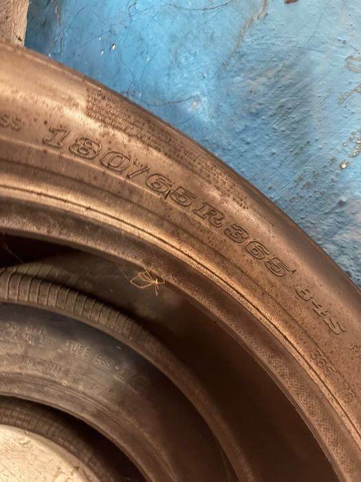 Pneus 180/65/365 dunlop semi novos
