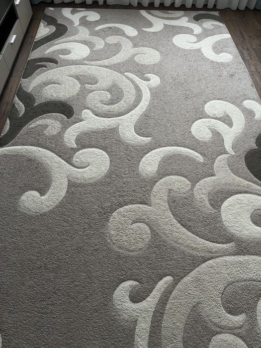 Килим розміром 2м*3,3м