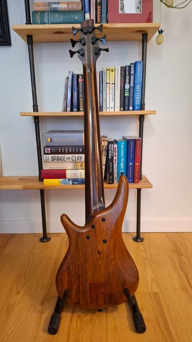 Gitara basowa 6-strunowa Langowski