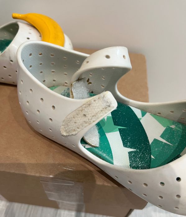 Buty sandały dla dziewczynki Mini Melissa Ultragirl Banana R. 25/26