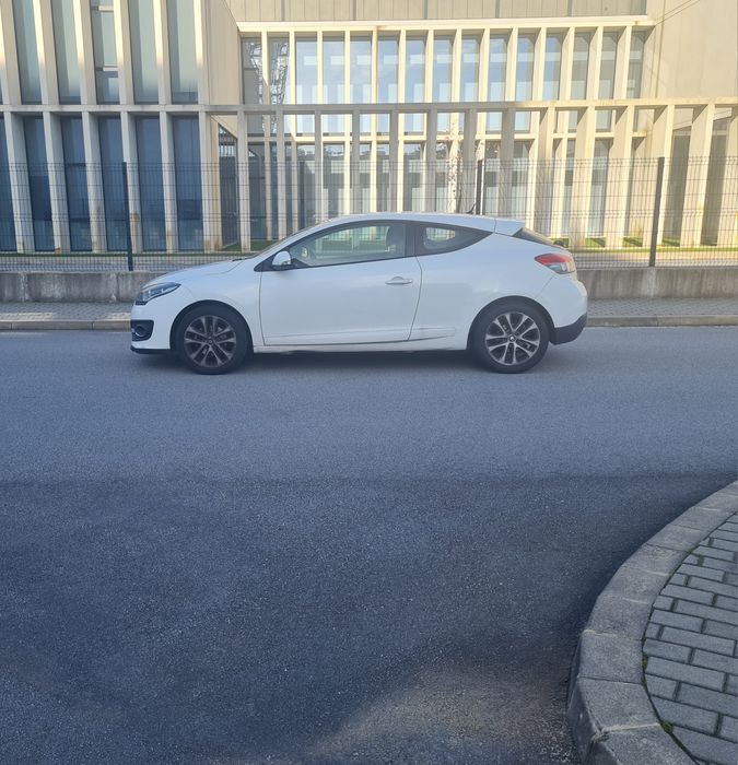 Renault Megane coupe comercial