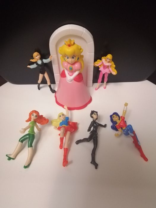 Маленьке Куколки для девочек