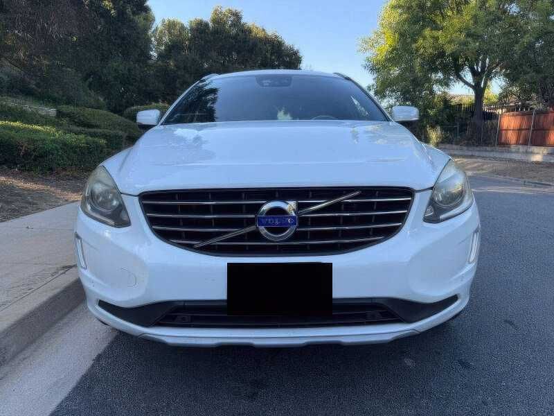 2016 Volvo XC60 T6 Drive-E