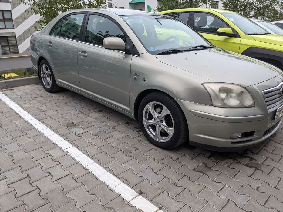 Toyota avensis t25