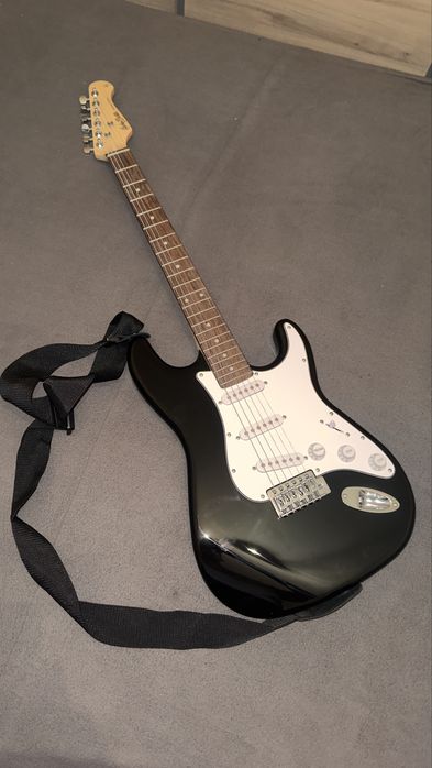 Harley Benton ST-20 BK Standard Series