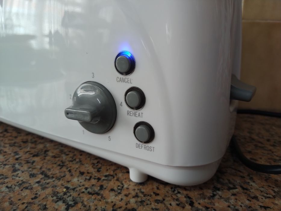 Torradeira tostadeira grelhador assadeira fritadeira casa quarto apartamento vivenda escritório gabinete carro cozinha.