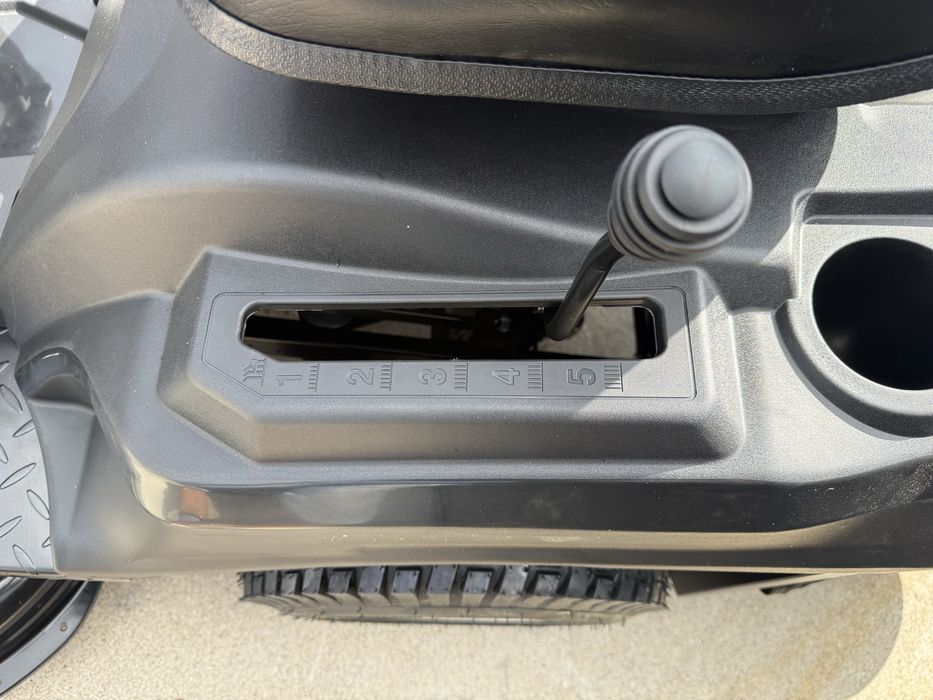 Corta relvas LONCIN COM 1,02 m de corte