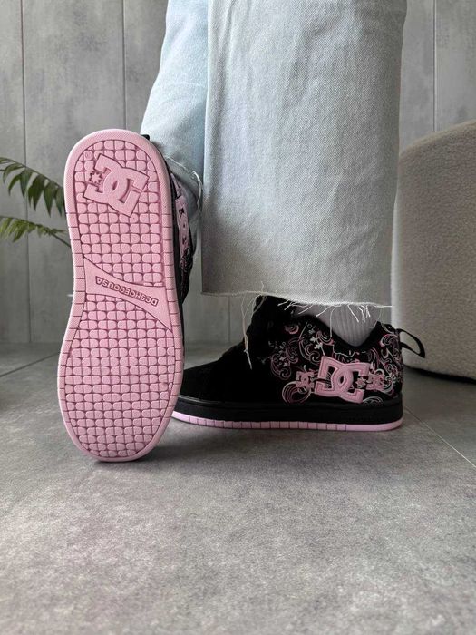 Жіночі кросівки DC Court Graffik "Black Pink Sabbath" Розміри 36-41