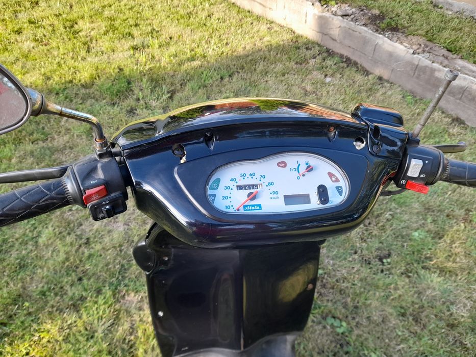 Продам скутер 50 куб aprilia